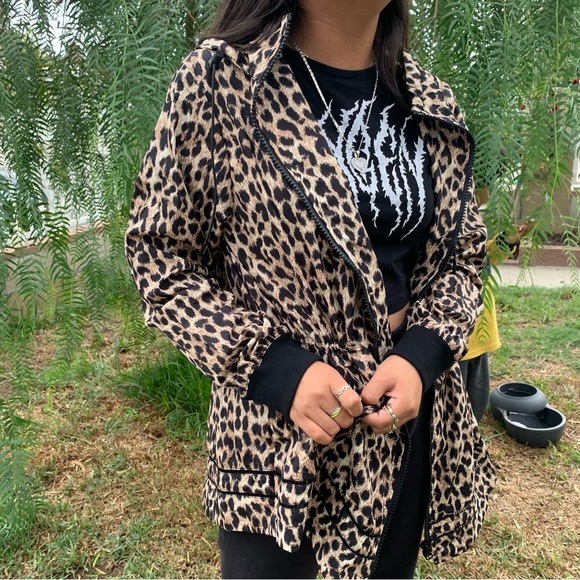 The upside Leopard jacket - Picture 3 of 12